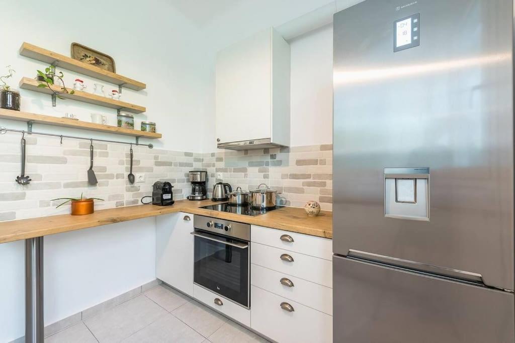 Casa Pamisou Near Attiki Metro Station Leilighet Athen Eksteriør bilde