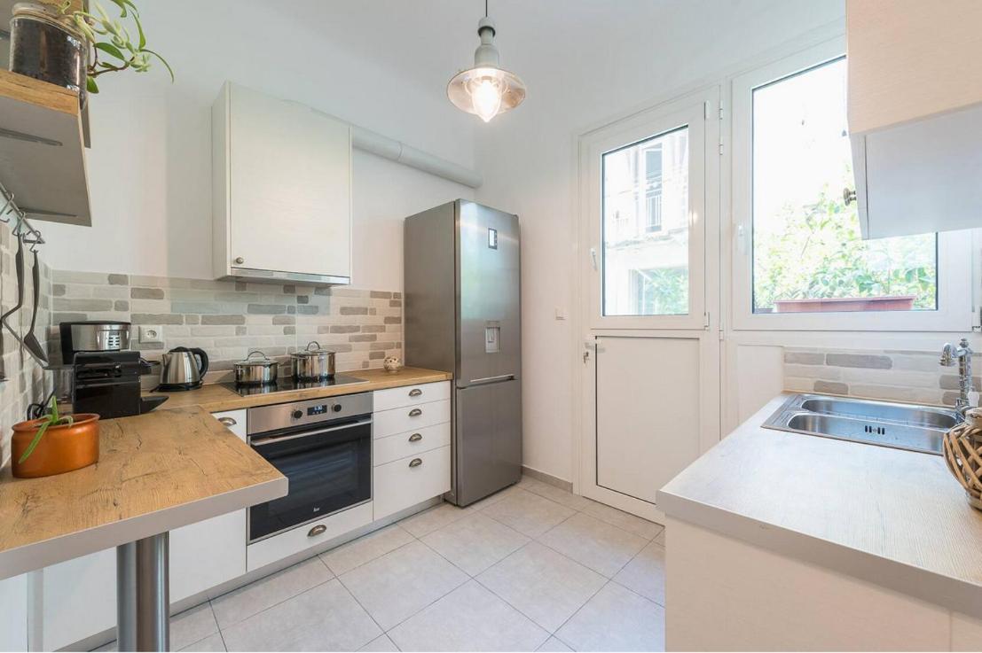 Casa Pamisou Near Attiki Metro Station Leilighet Athen Eksteriør bilde